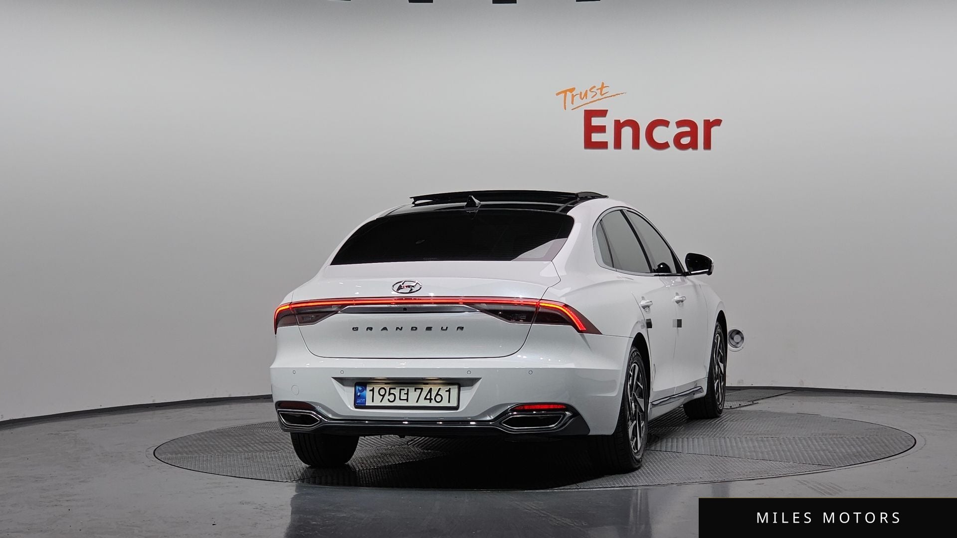Hyundai 뉴 그랜저 IG 하이브리드 2022 — миниатюра 4
