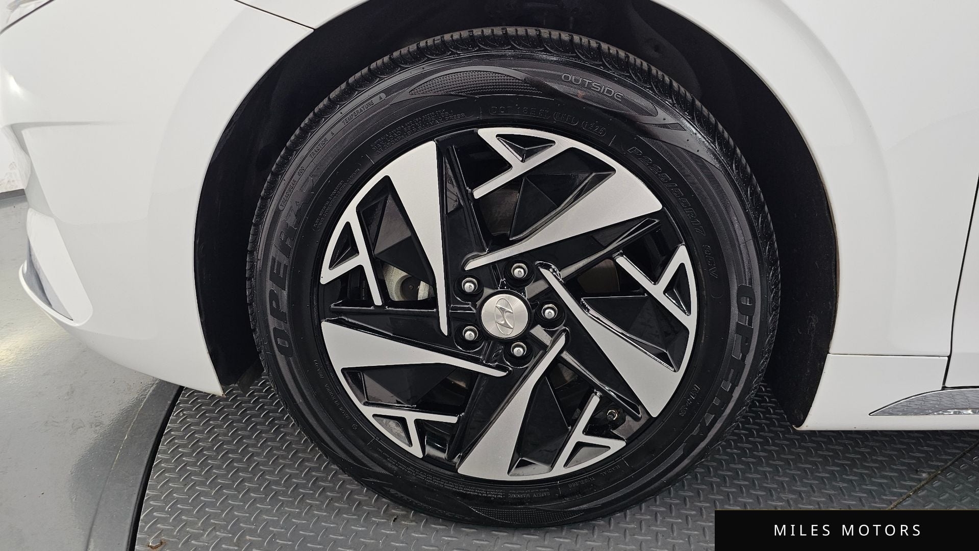 Hyundai 뉴 그랜저 IG 하이브리드 2022 — миниатюра 5