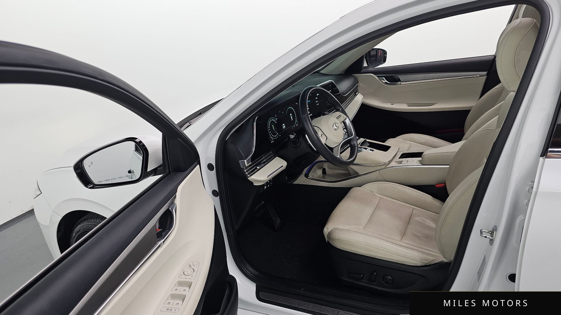 Hyundai 뉴 그랜저 IG 하이브리드 2022 — миниатюра 13