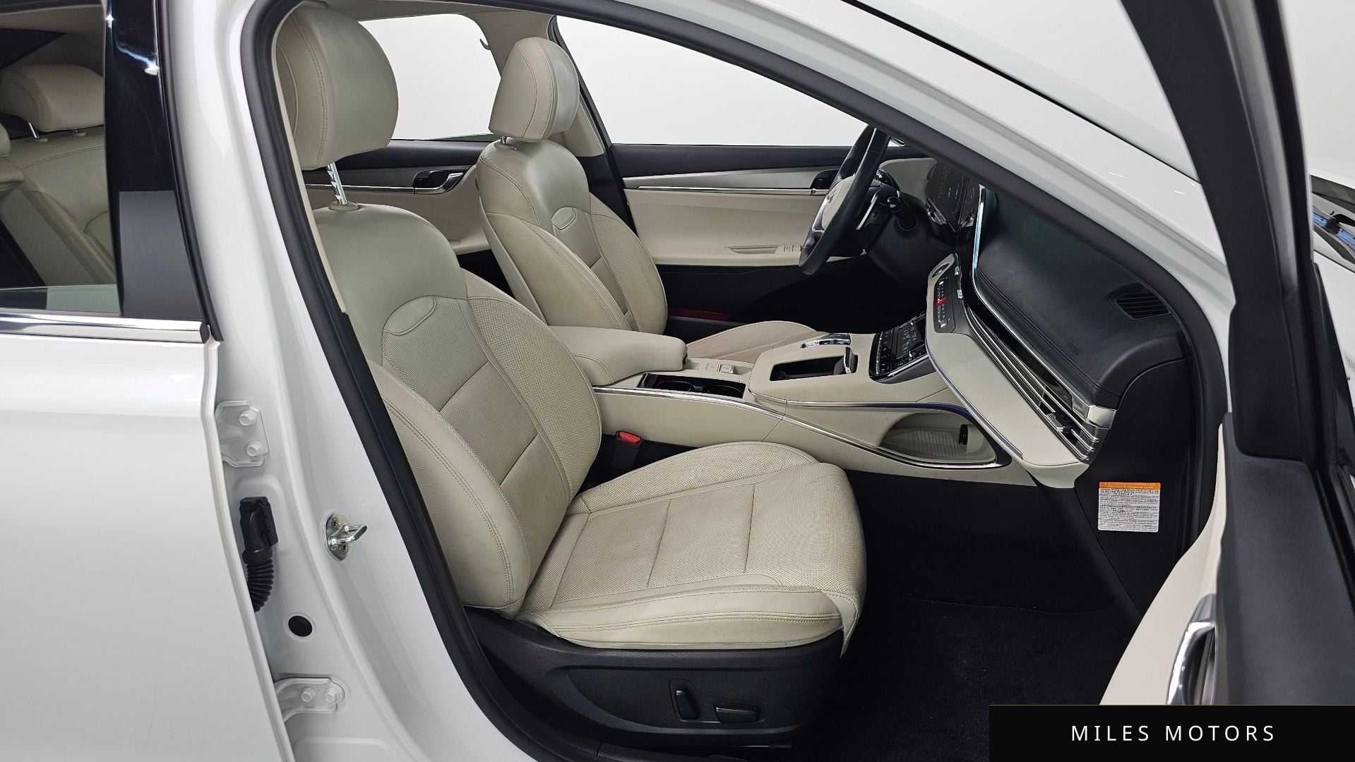 Hyundai 뉴 그랜저 IG 하이브리드 2022 — миниатюра 18