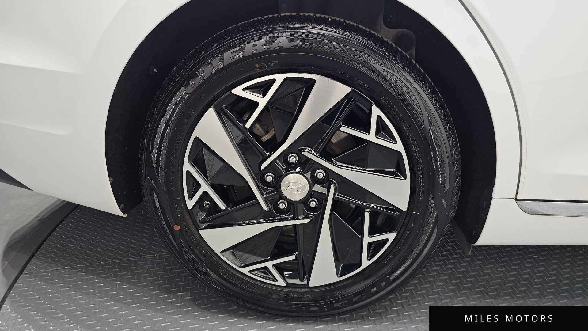 Hyundai 뉴 그랜저 IG 하이브리드 2022 — миниатюра 7