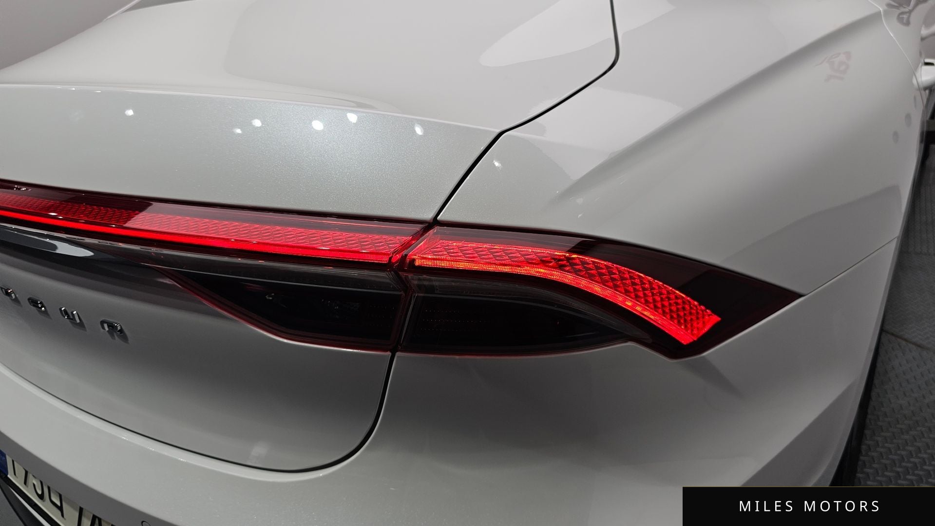 Hyundai 뉴 그랜저 IG 하이브리드 2022 — миниатюра 9