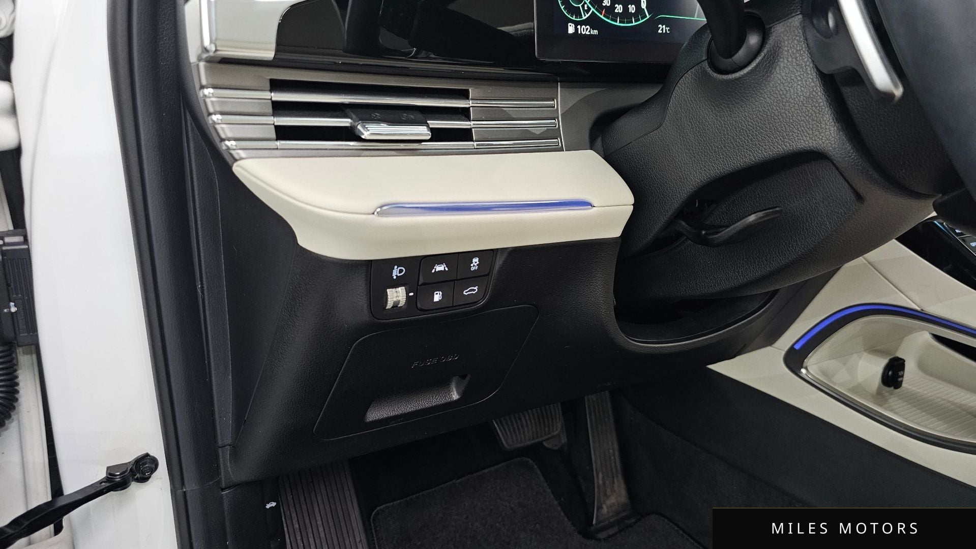 Hyundai 뉴 그랜저 IG 하이브리드 2022 — миниатюра 30