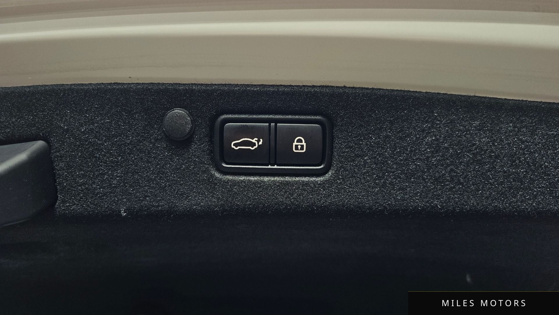 Hyundai 뉴 그랜저 IG 하이브리드 2022 — миниатюра 37