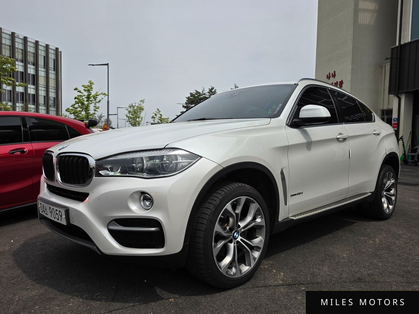 BMW X6 (F16) 2018 — миниатюра 2