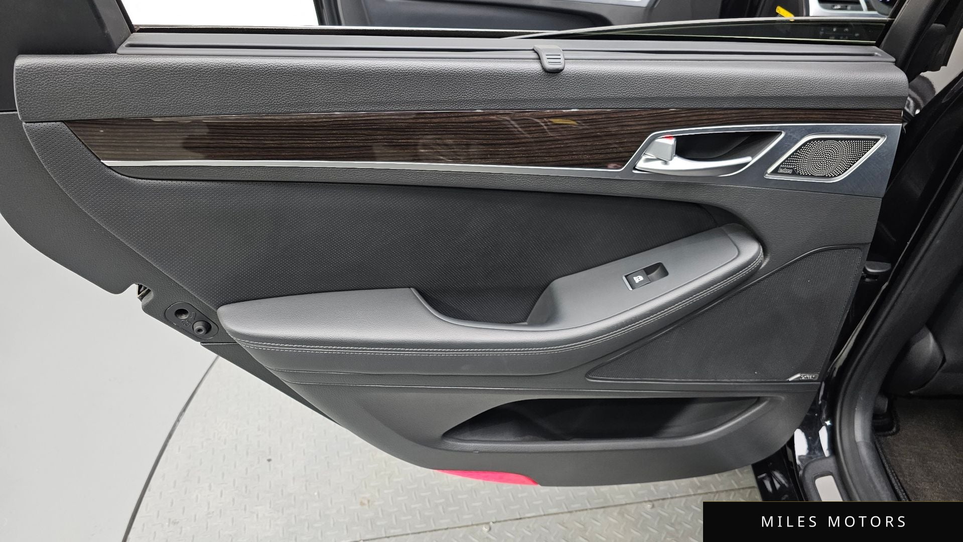 Genesis G80 2018 — миниатюра 14