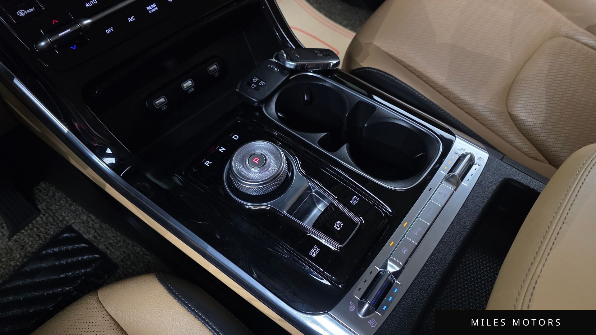 Kia Carnival 2021 — миниатюра 12