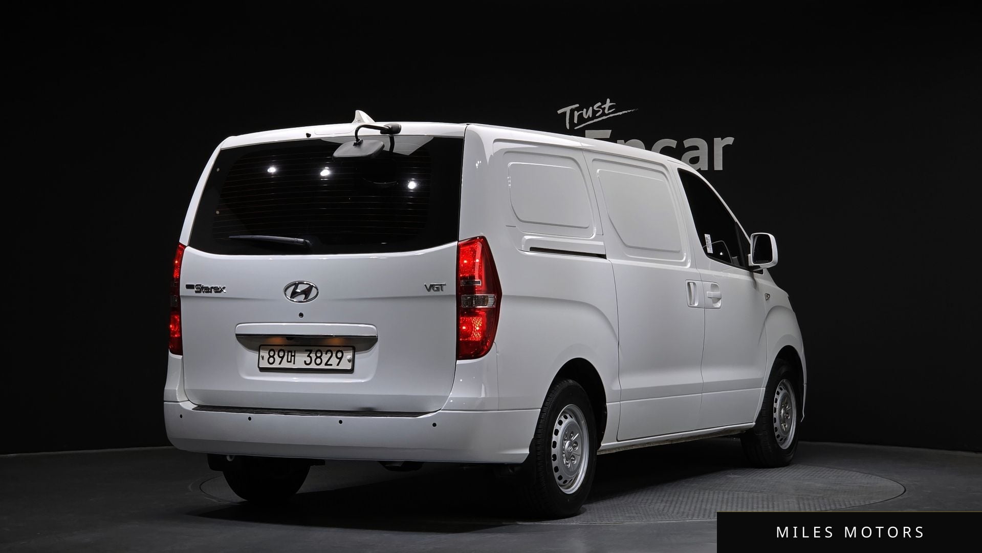 Hyundai Starex 2021 — миниатюра 2