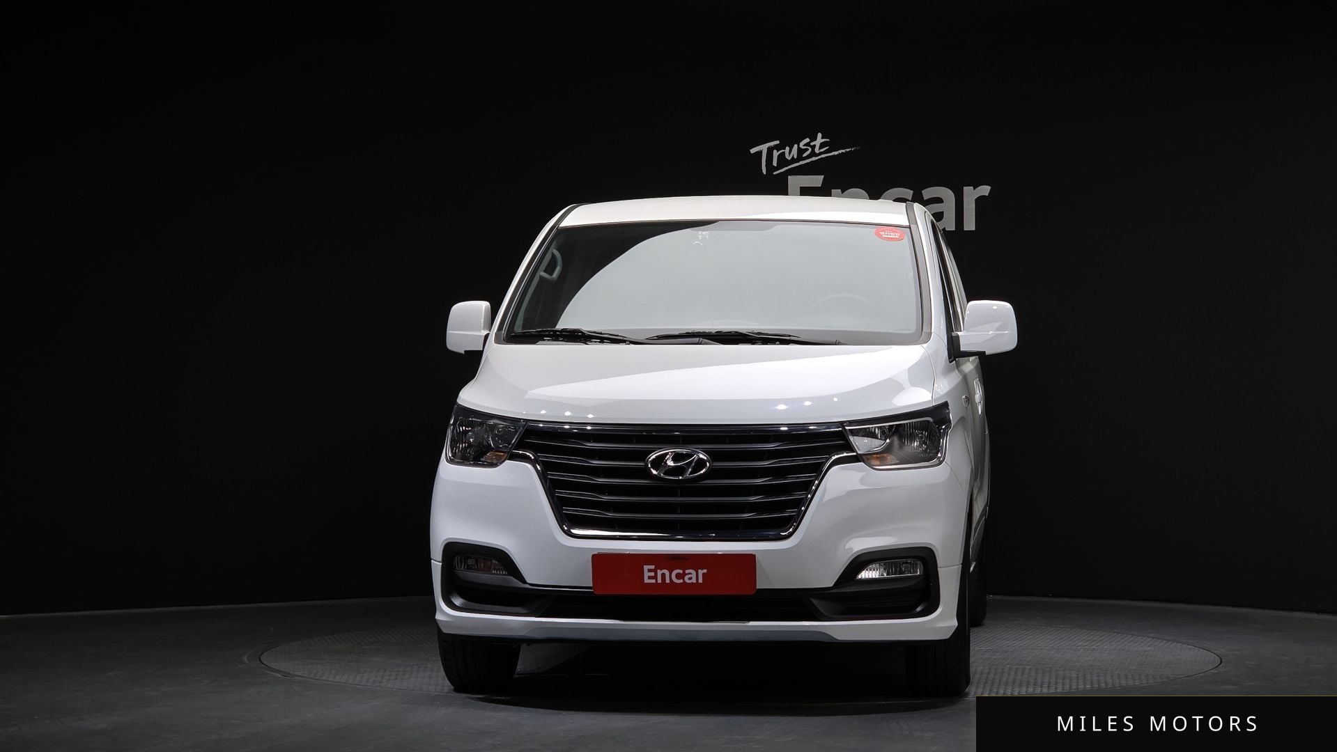 Hyundai Starex 2021 — миниатюра 3