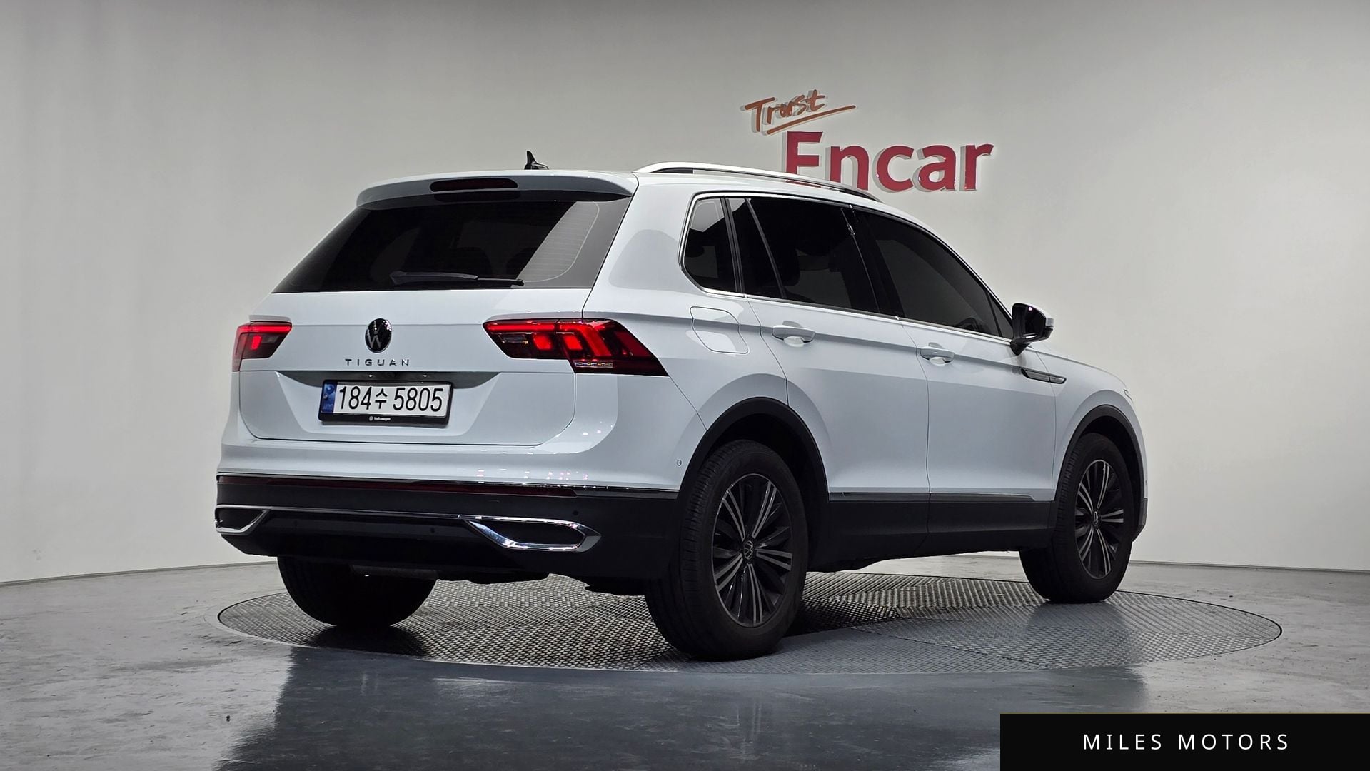 Volkswagen Tiguan 2023 — миниатюра 2