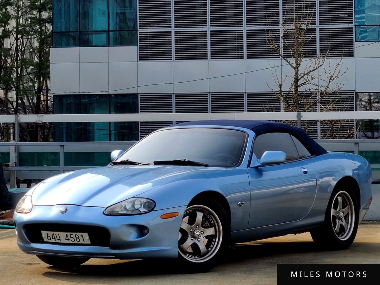 Jaguar XK8 1999 — миниатюра 3