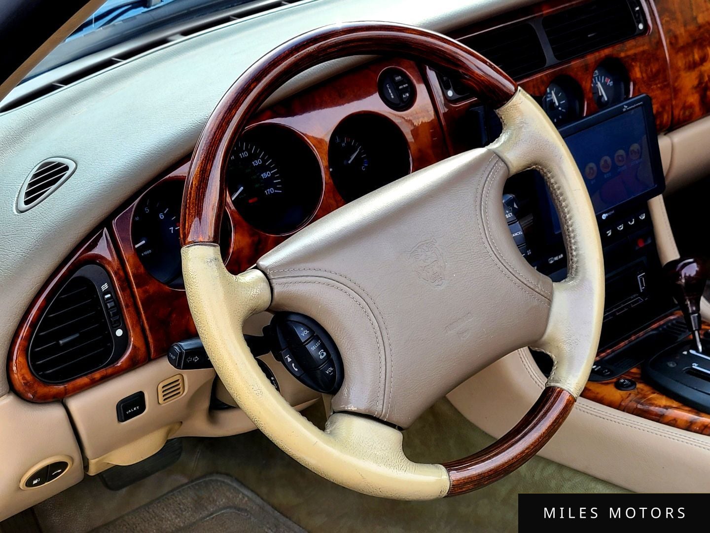 Jaguar XK8 1999 — миниатюра 15