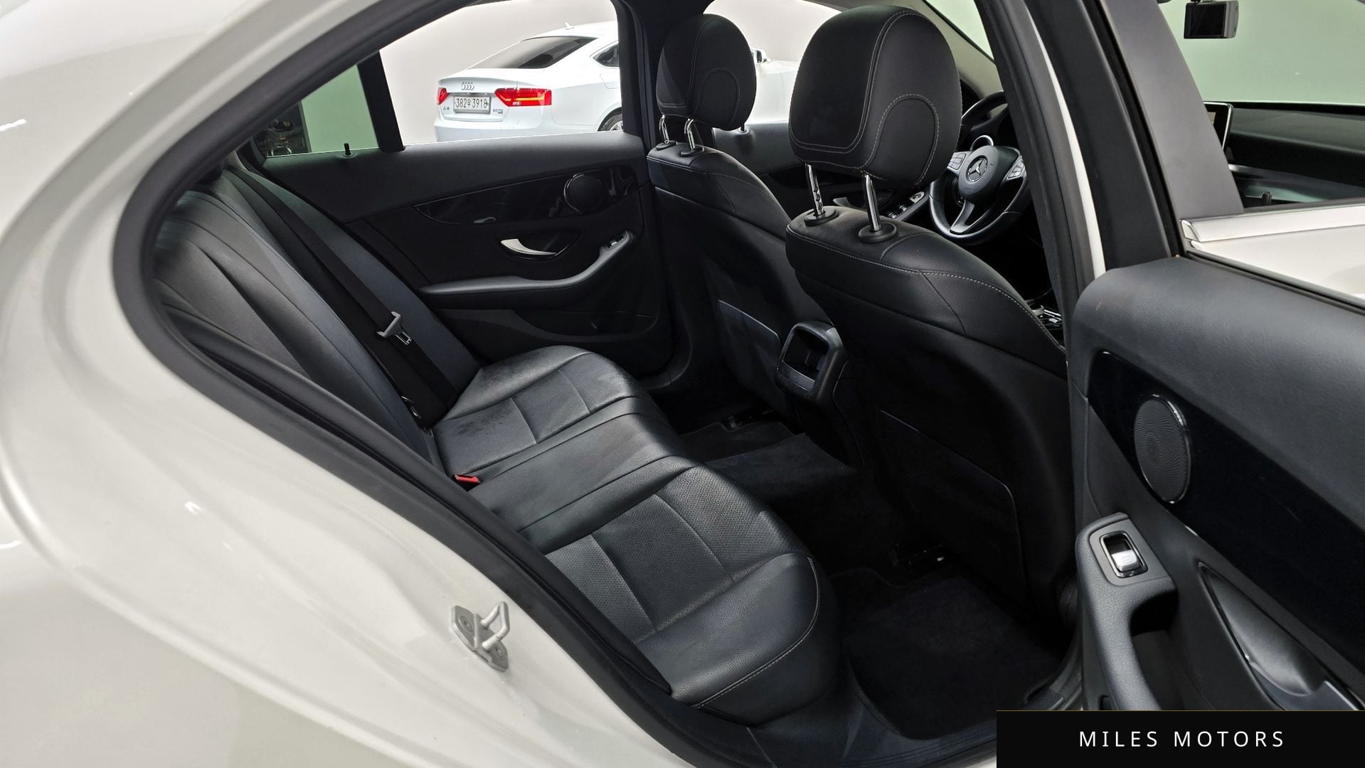 Mercedes-Benz C-Class W205 2016 — миниатюра 11