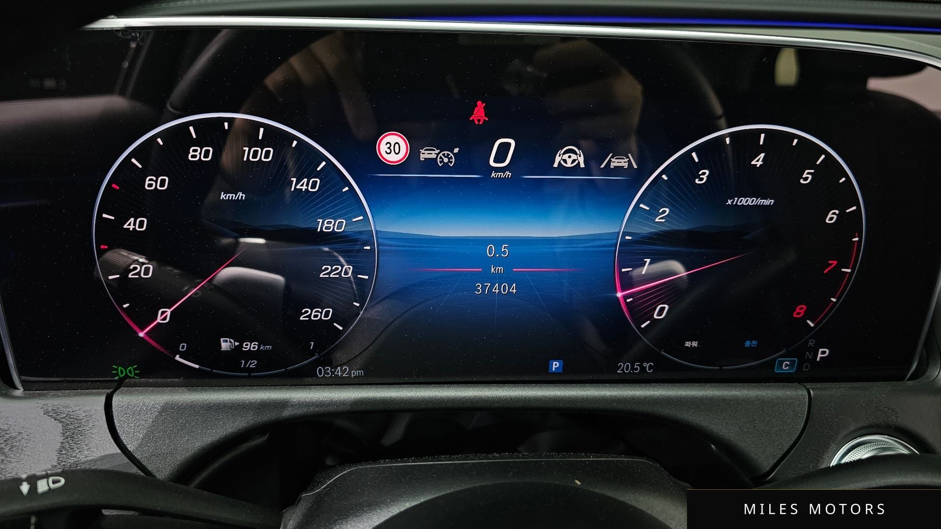 Mercedes-Benz E-Class W214 2024 — миниатюра 8