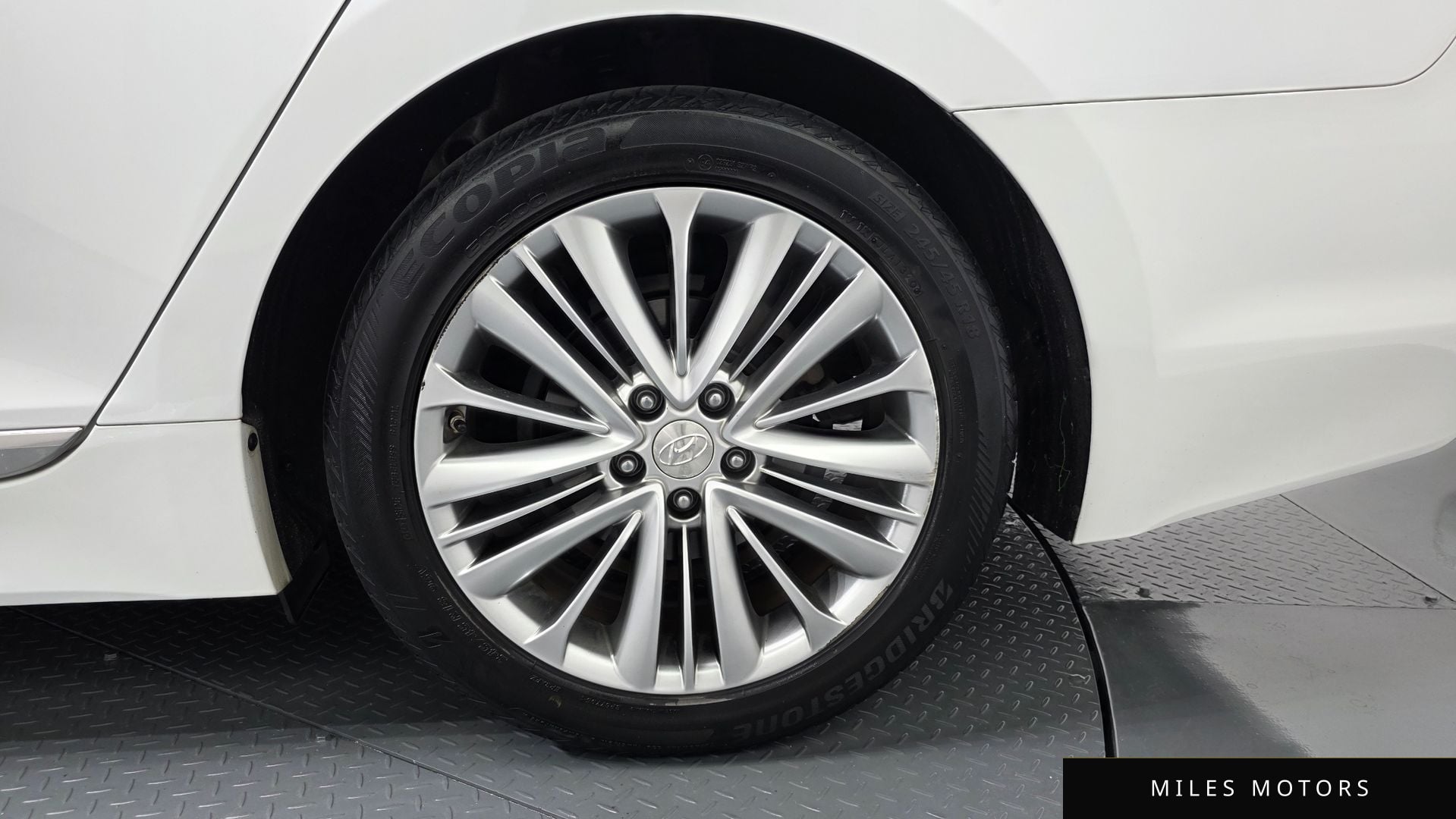 Hyundai Aslan 2015 — миниатюра 7