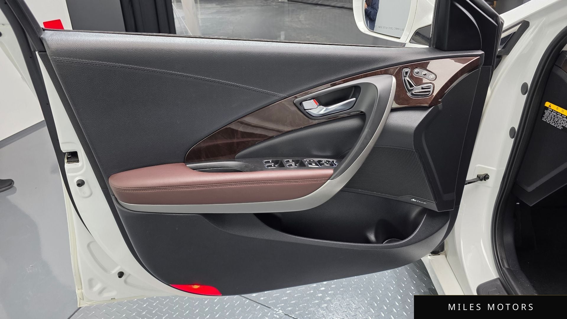 Hyundai Aslan 2015 — миниатюра 14