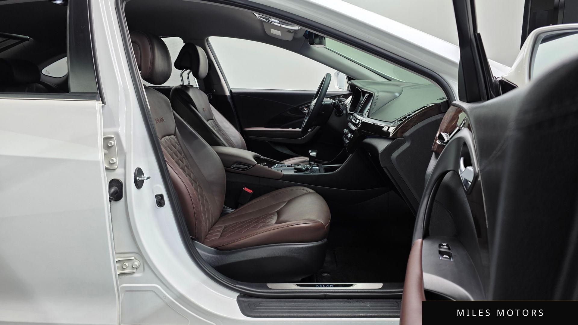 Hyundai Aslan 2015 — миниатюра 16