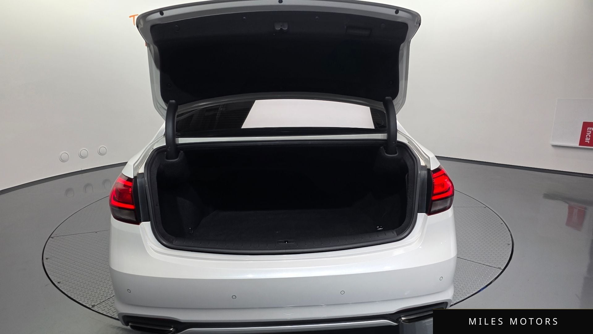 Hyundai Aslan 2015 — миниатюра 30