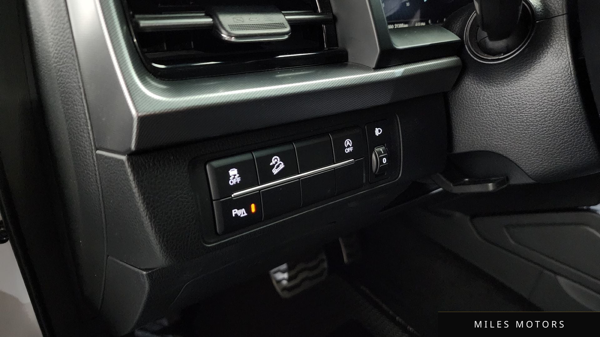 KG Mobility Rexton 2024 — миниатюра 29