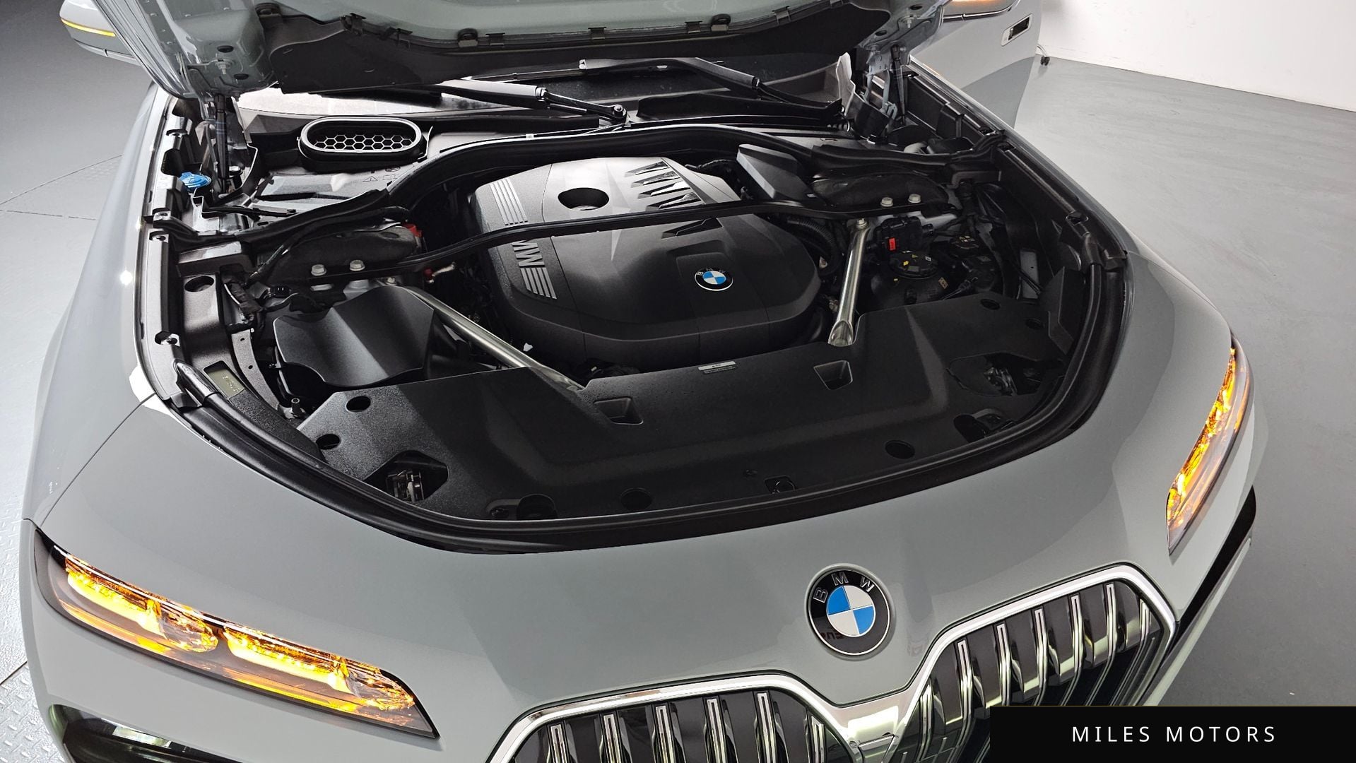 BMW 7 Series (G70) 2023 — миниатюра 5