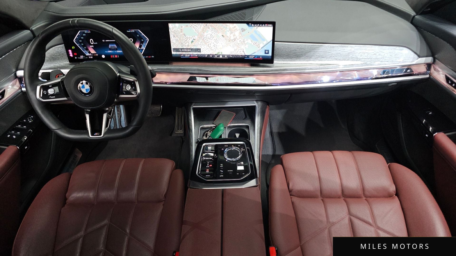 BMW 7 Series (G70) 2023 — миниатюра 9