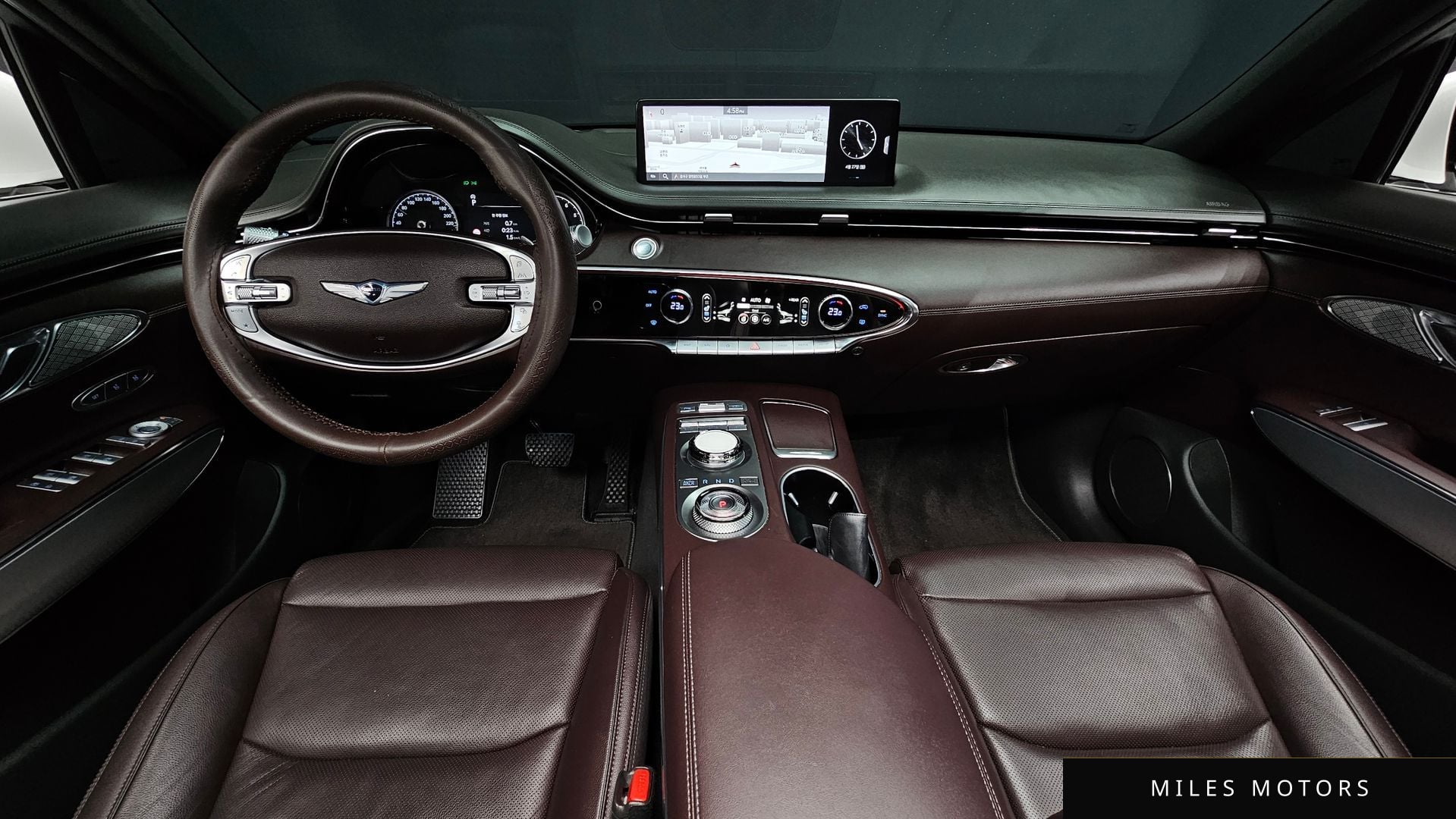 Genesis GV70 2022 — миниатюра 10