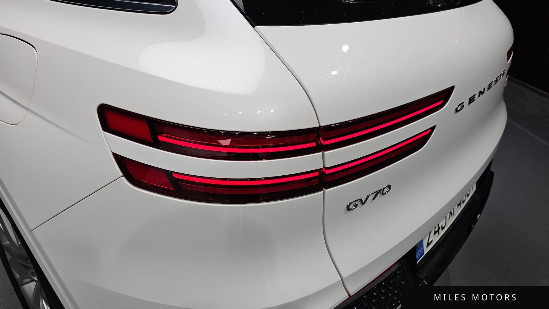 Genesis GV70 2022 — миниатюра 9