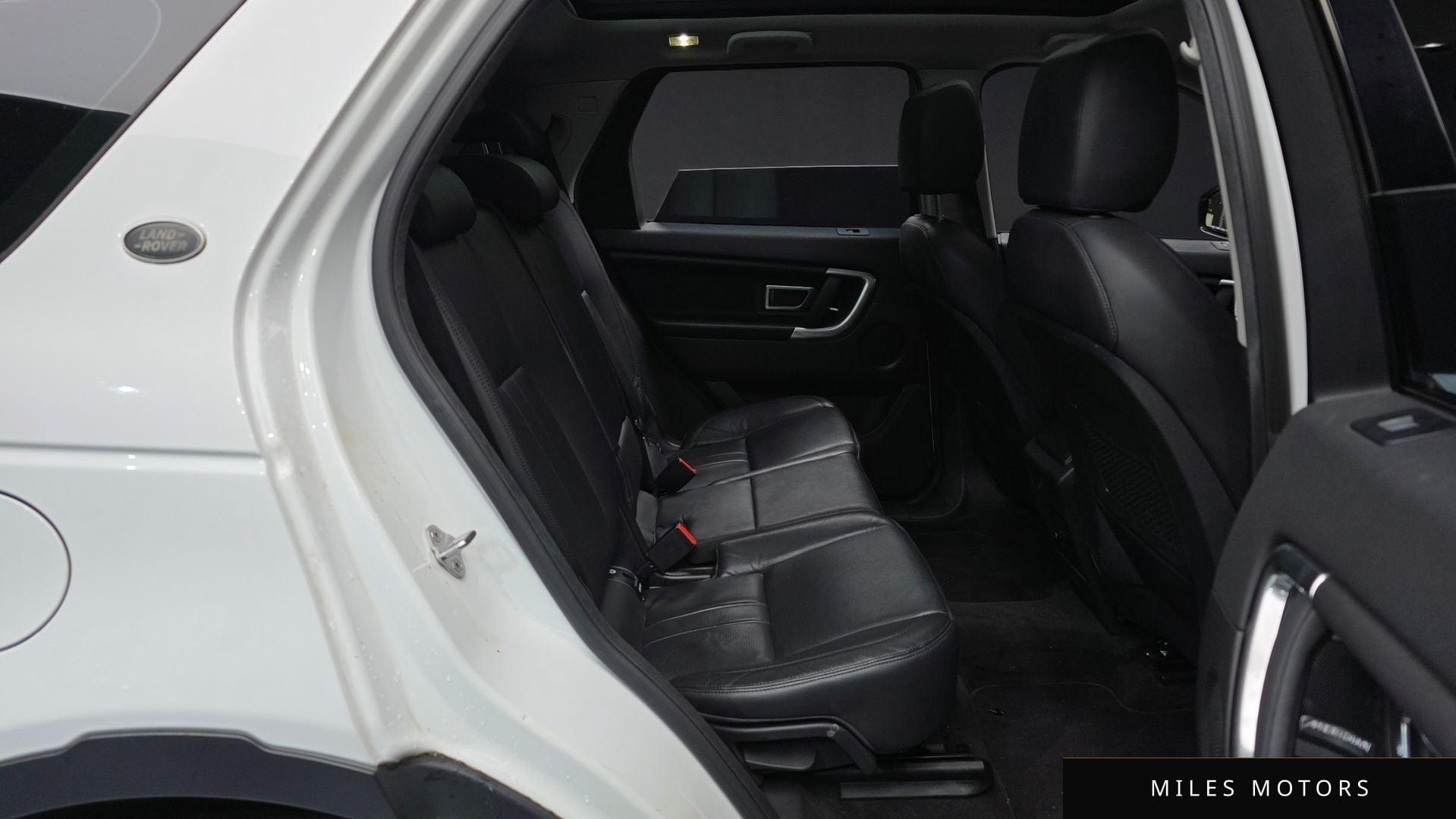 Land Rover Discovery Sport 2018 — миниатюра 11