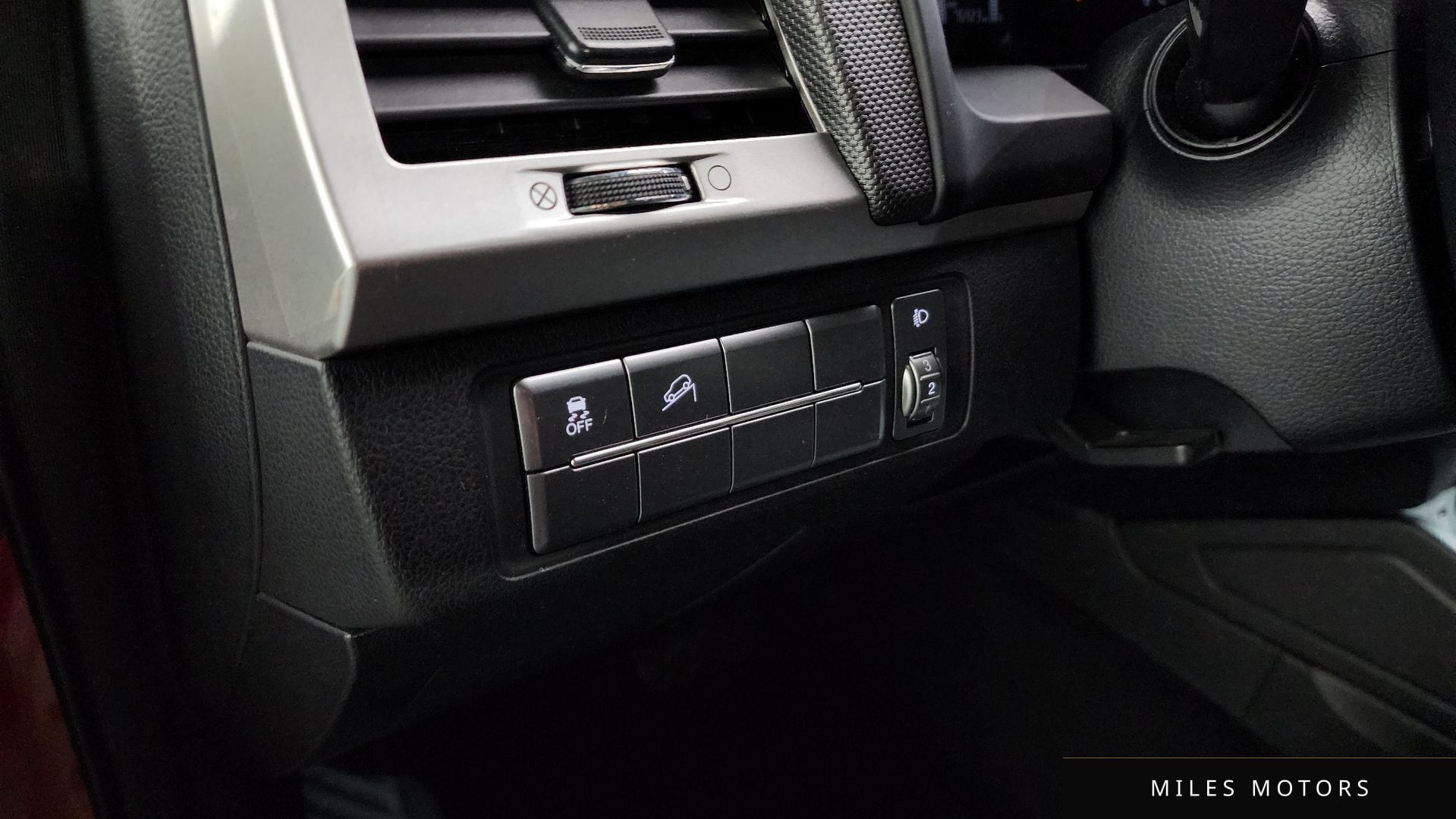 KG Mobility Rexton 2019 — миниатюра 27