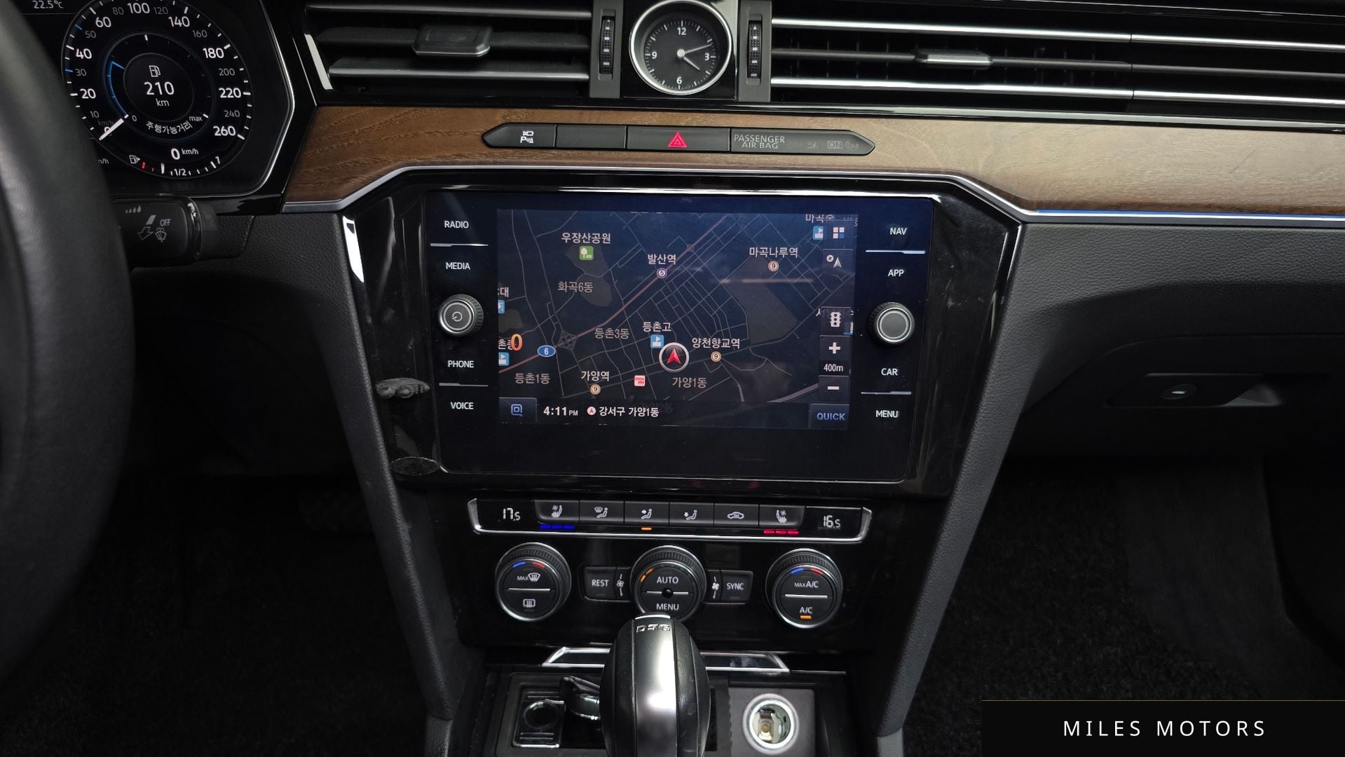 Volkswagen Passat 2018 — миниатюра 14