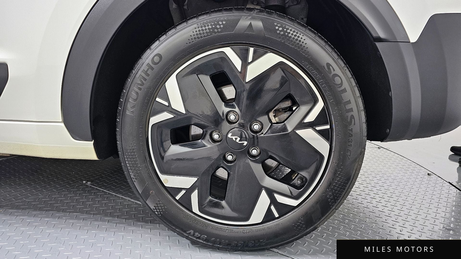Kia Niro 2023 — миниатюра 6