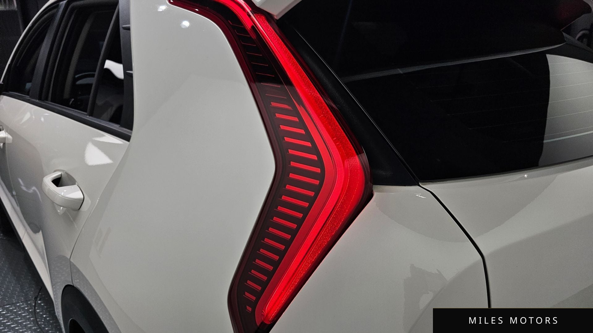 Kia Niro 2023 — миниатюра 8