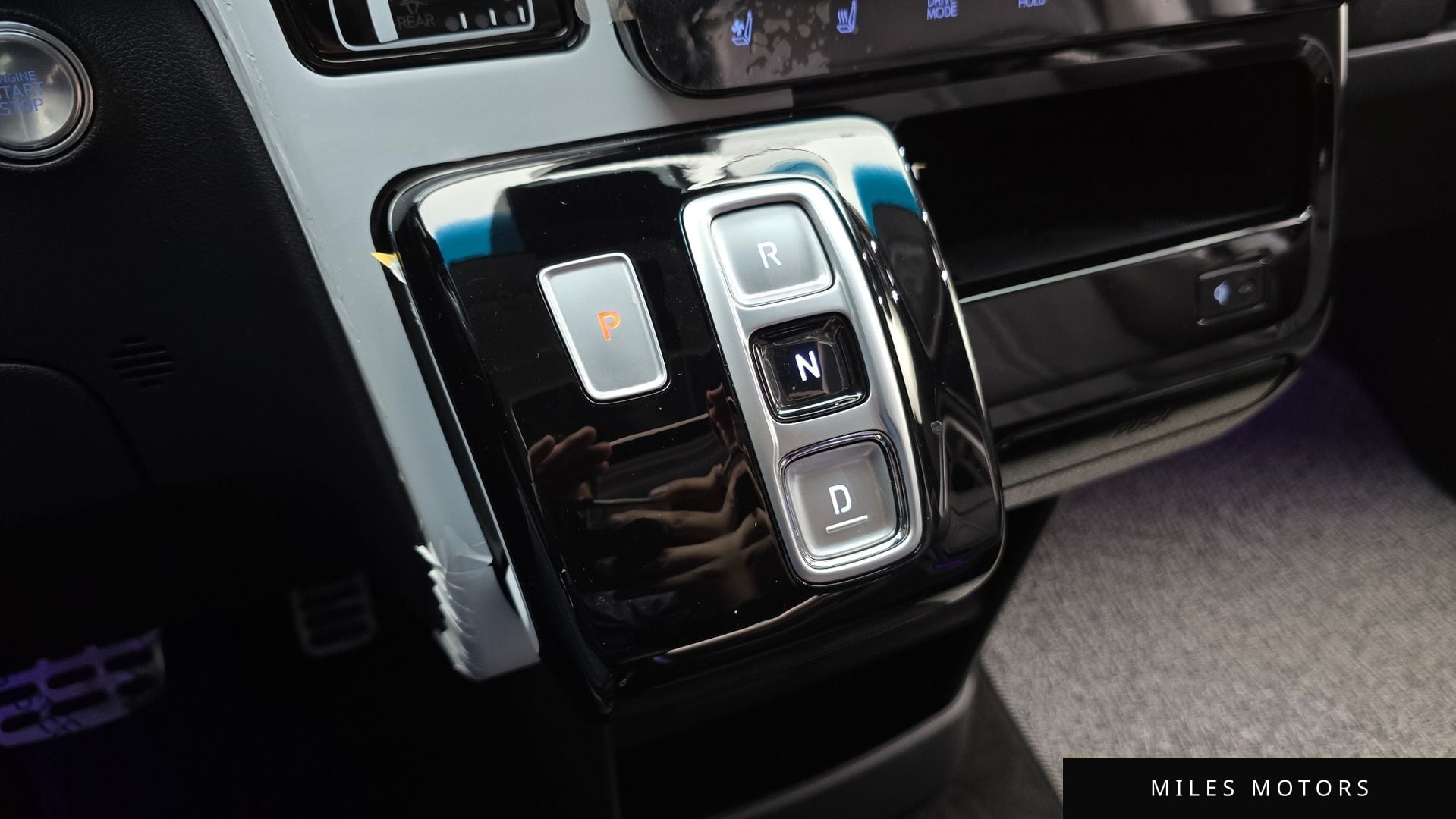 Hyundai Staria 2025 — миниатюра 12