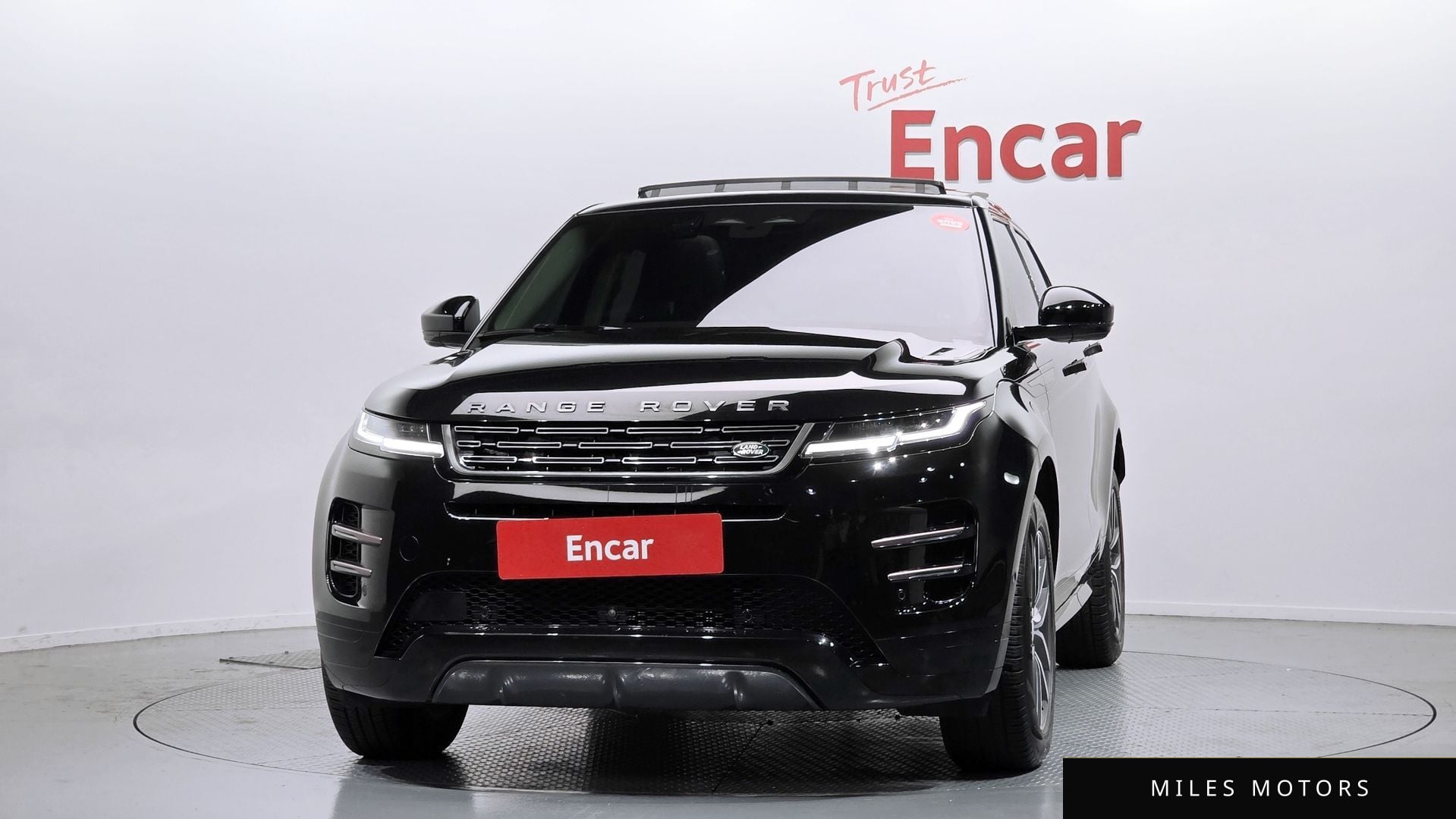 Land Rover Range Rover Evoque 2025 — миниатюра 3