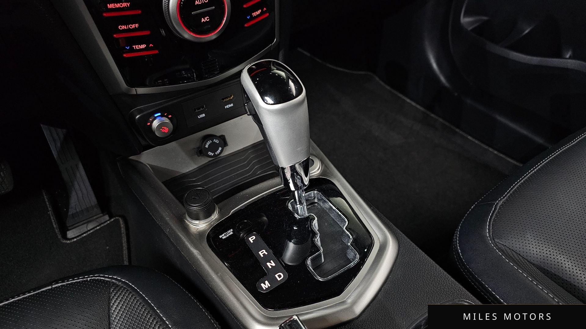 KG Mobility Tivoli 2016 — миниатюра 12