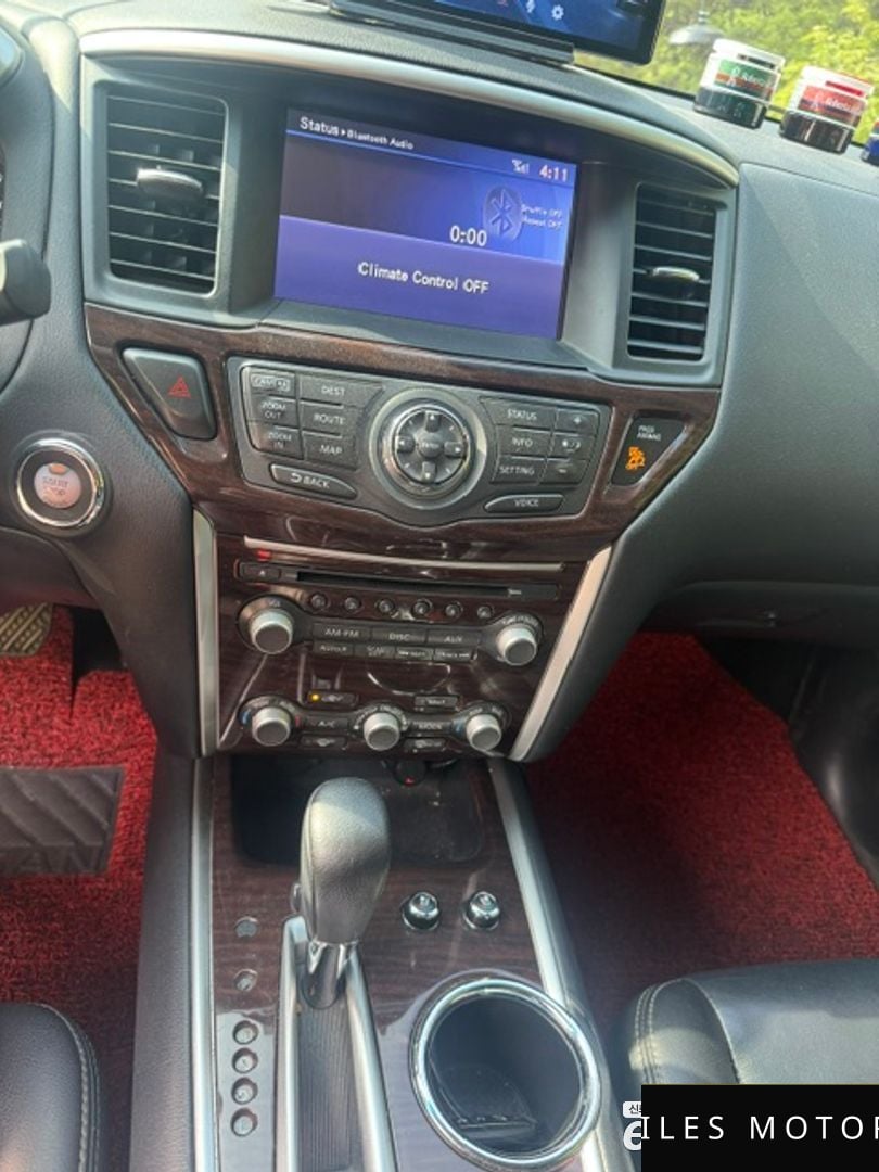 Nissan Pathfinder 2015 — миниатюра 11