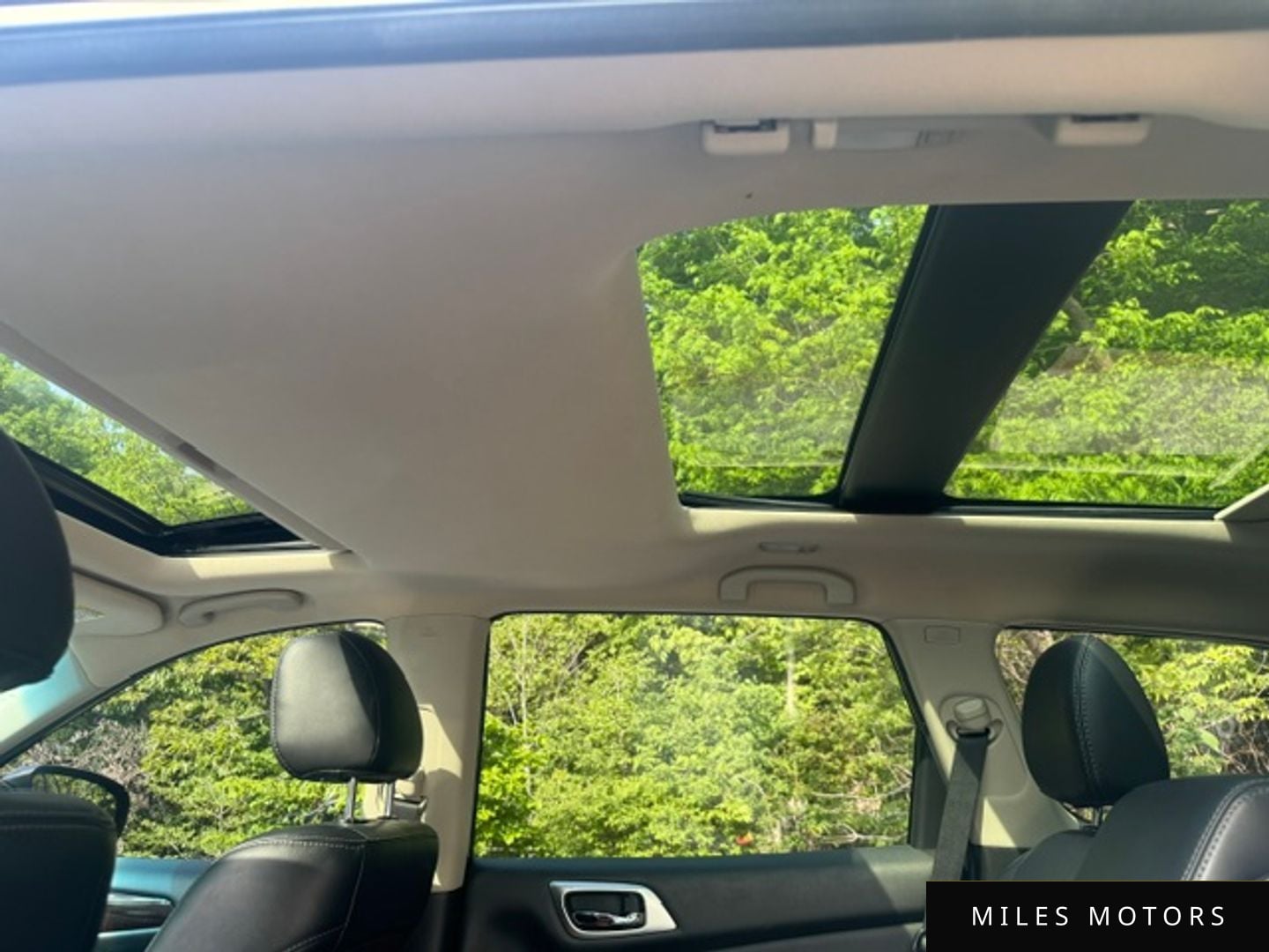 Nissan Pathfinder 2015 — миниатюра 12