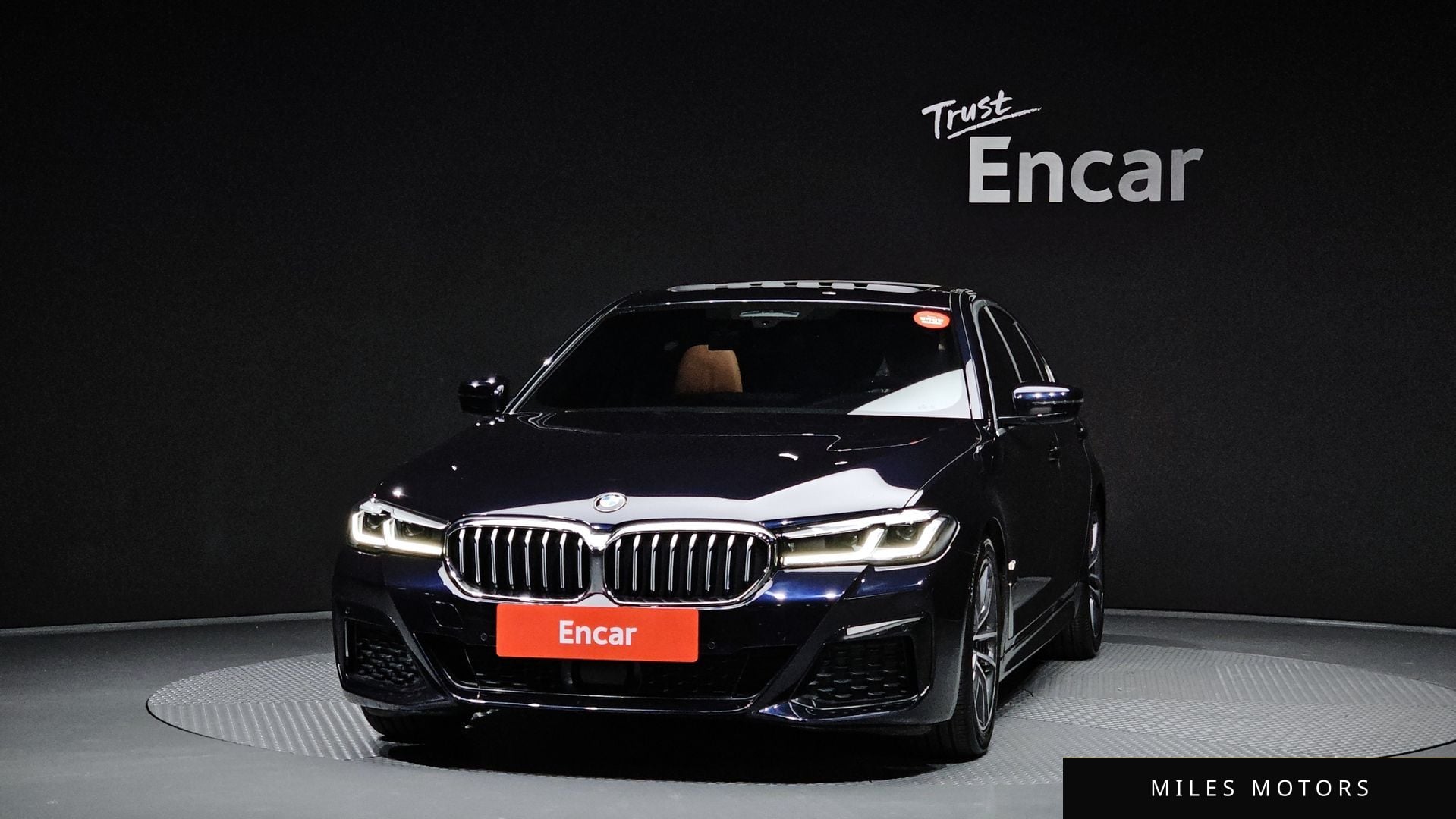 BMW 5 Series (G30) 2021 — миниатюра 3