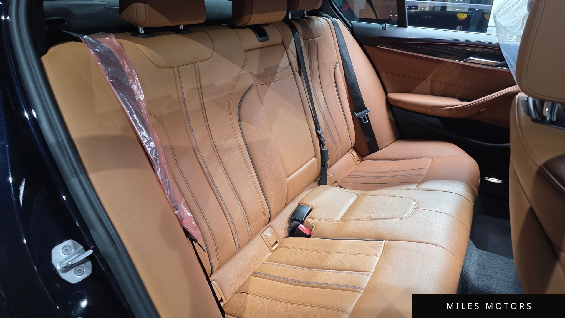 BMW 5 Series (G30) 2021 — миниатюра 17