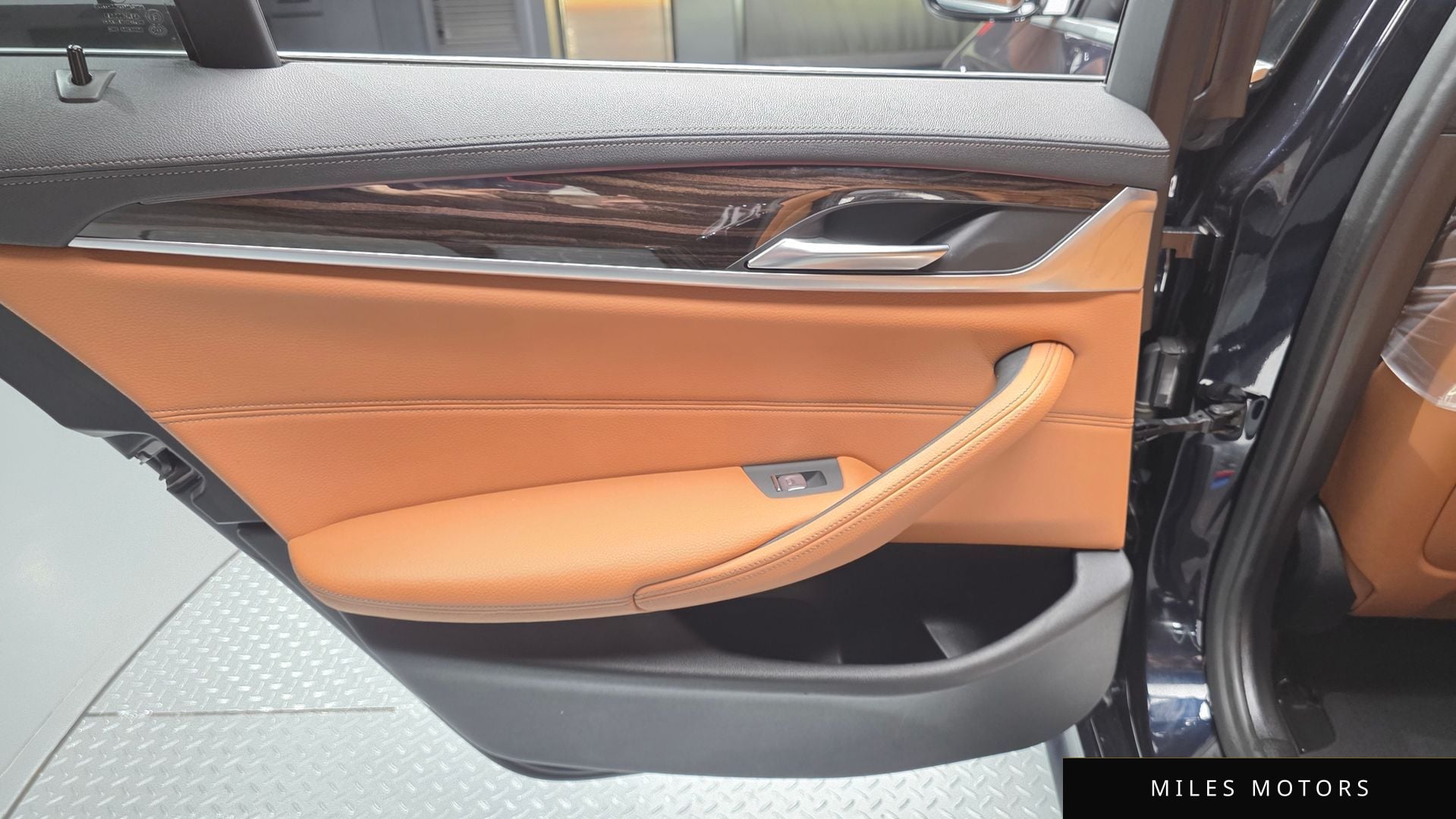 BMW 5 Series (G30) 2021 — миниатюра 15