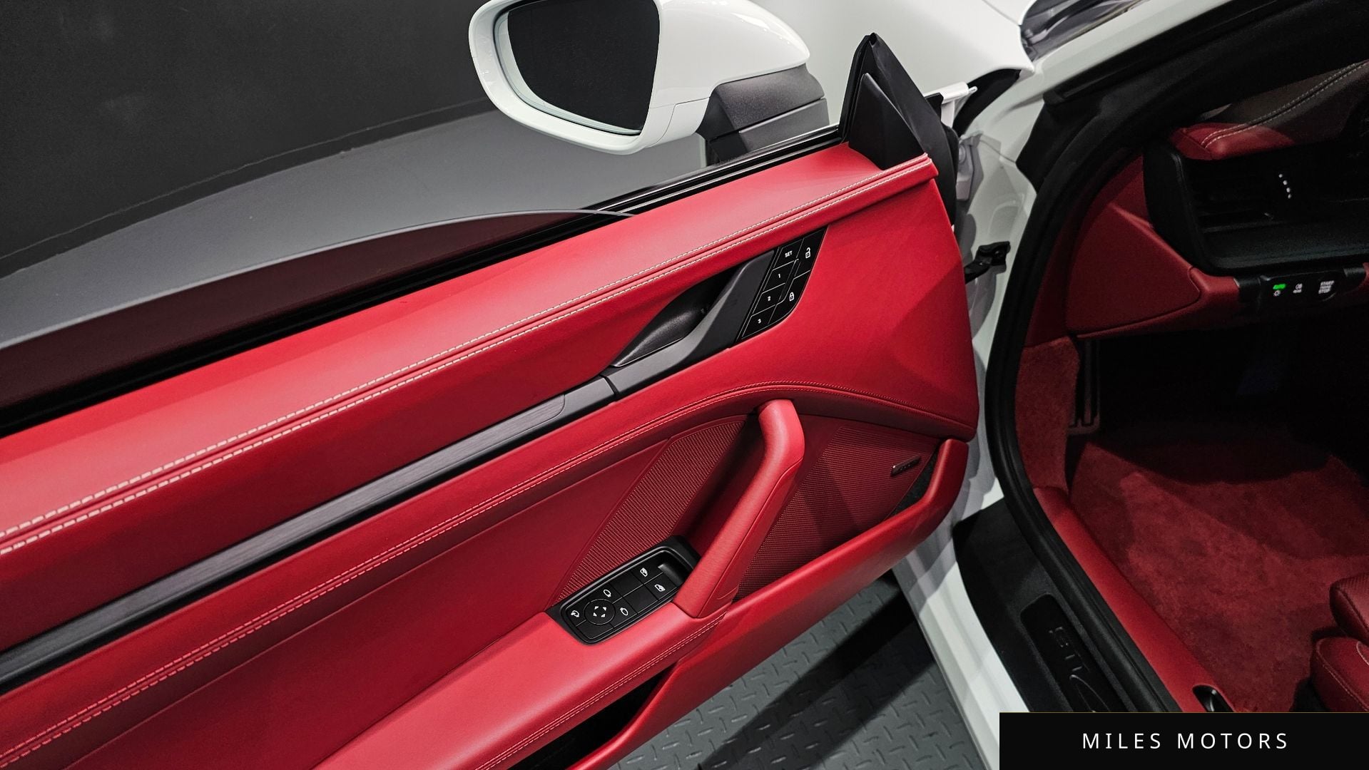 Porsche 911 (992) 2026 — миниатюра 6