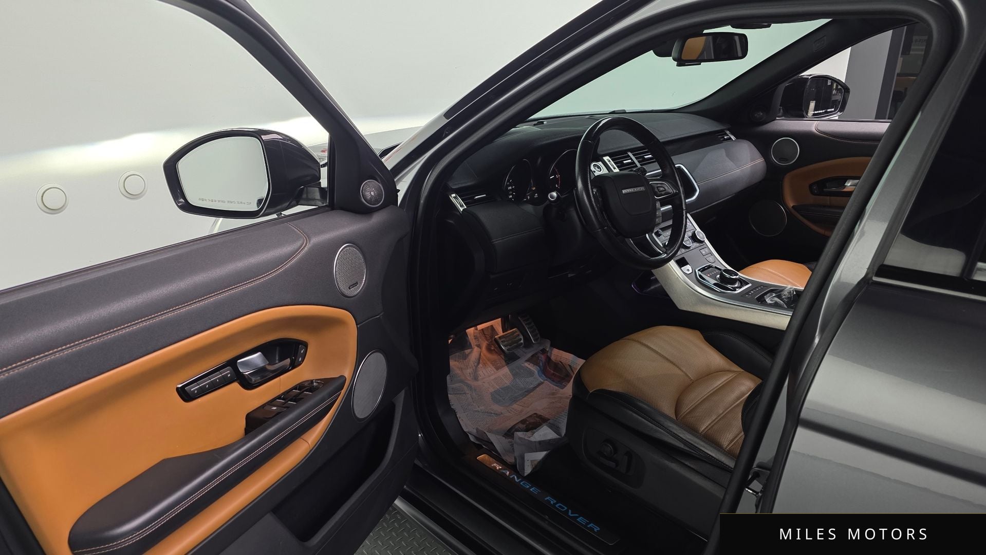 Land Rover Range Rover Evoque 2019 — миниатюра 10