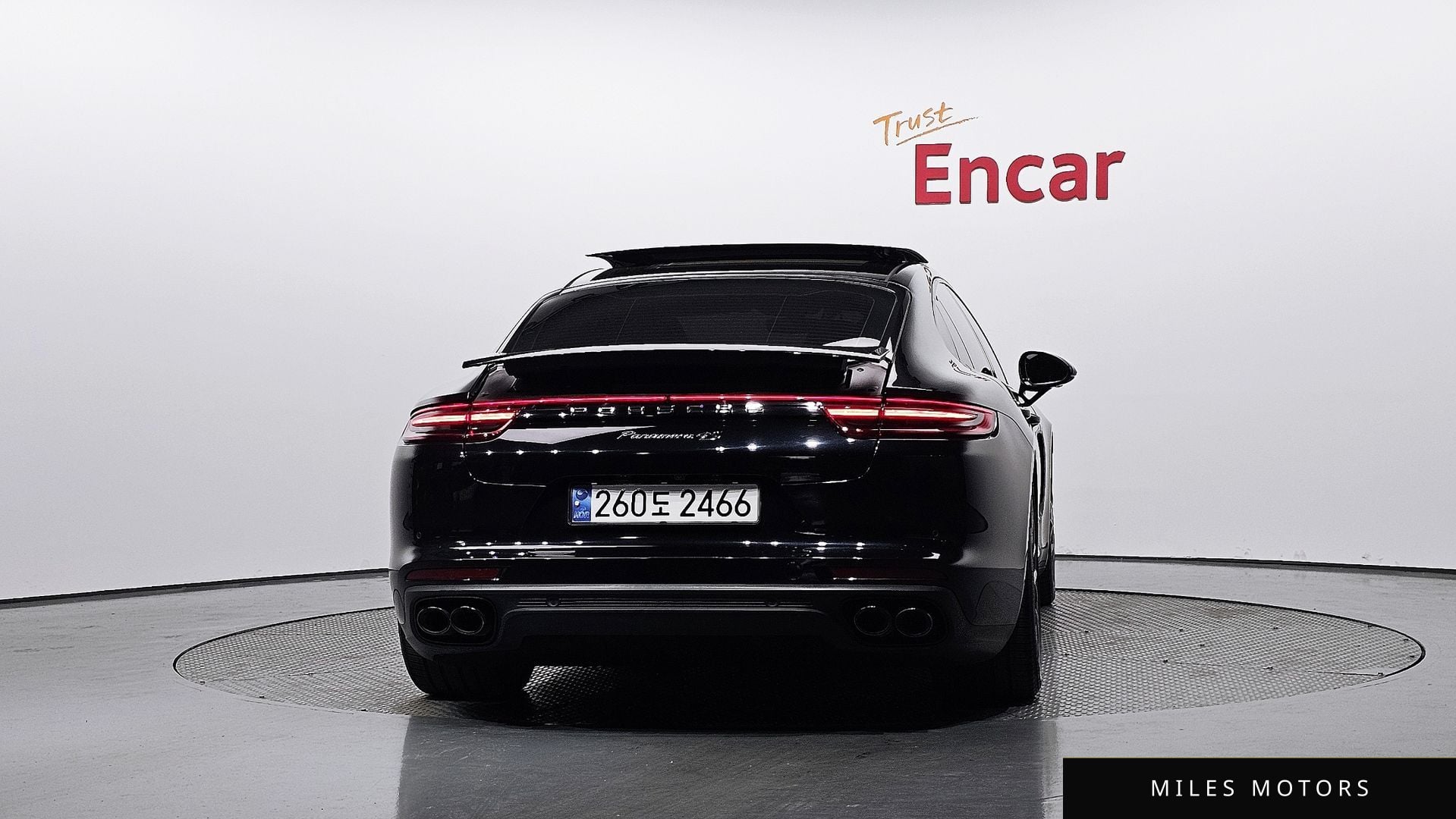 Porsche Panamera 2018 — миниатюра 4