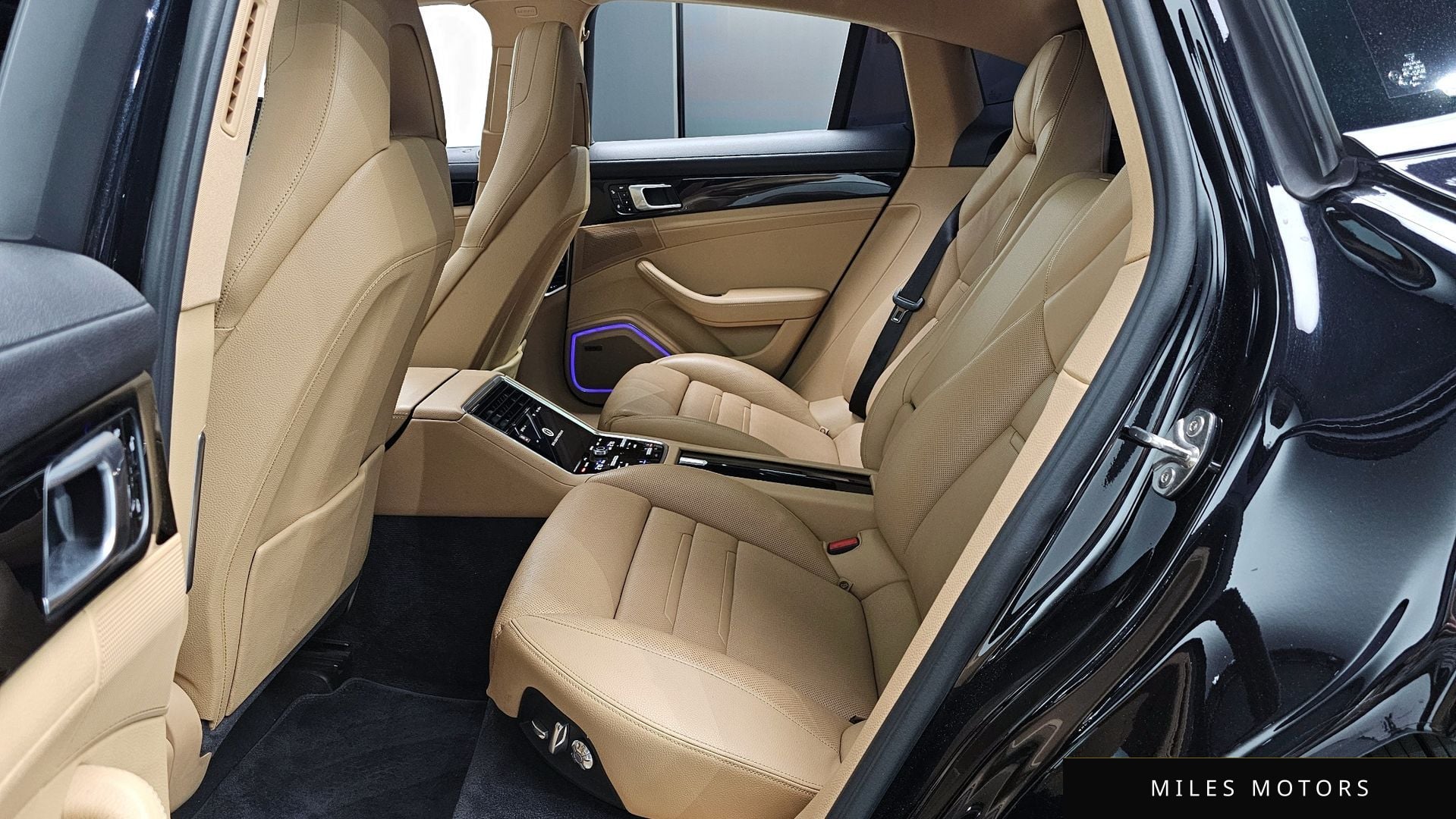 Porsche Panamera 2018 — миниатюра 12