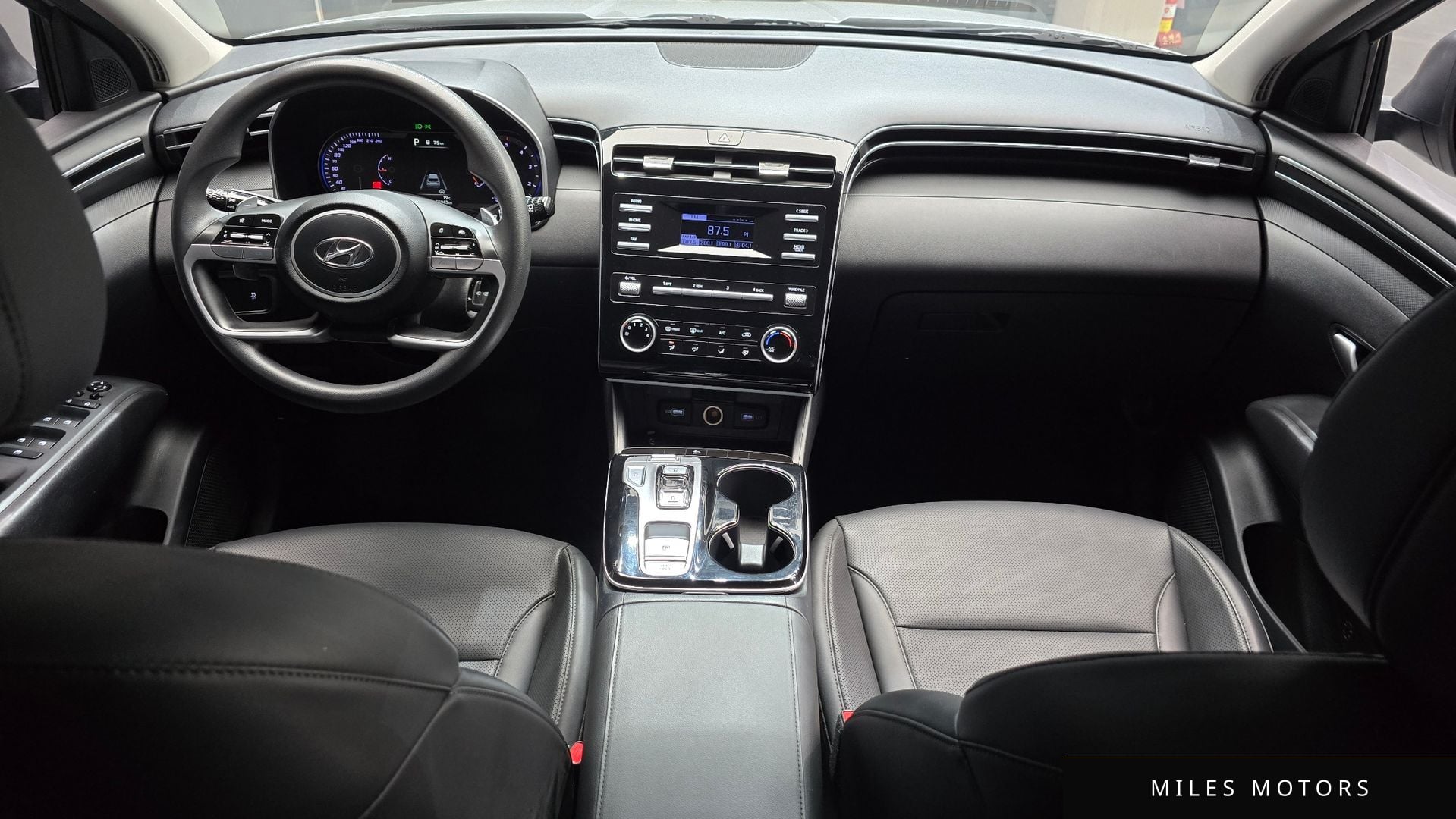 Hyundai Tucson 2022 — миниатюра 10
