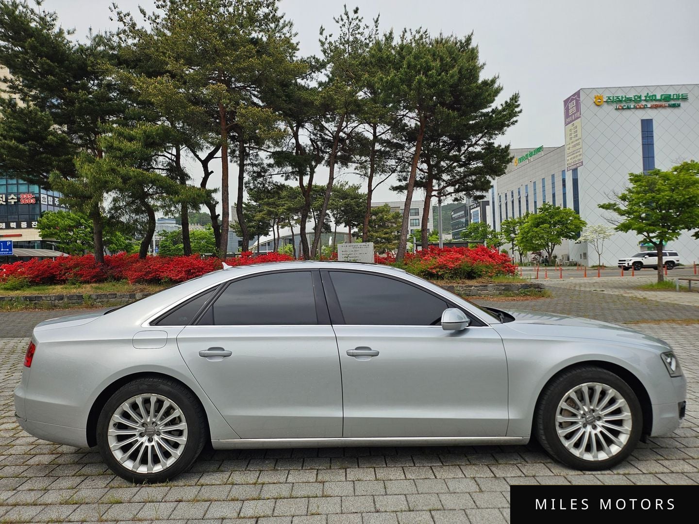 Audi A8 2014 — миниатюра 4
