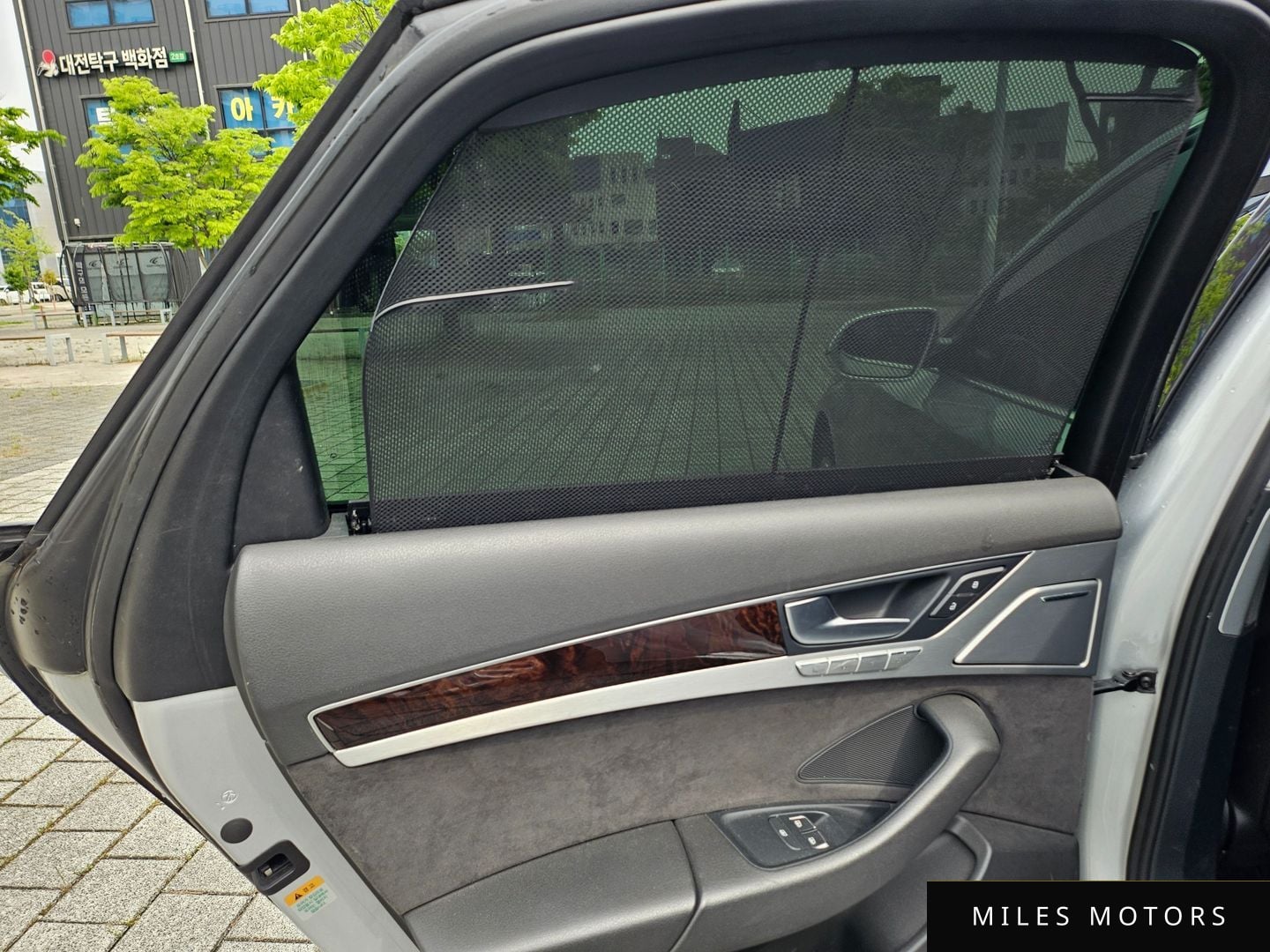 Audi A8 2014 — миниатюра 9