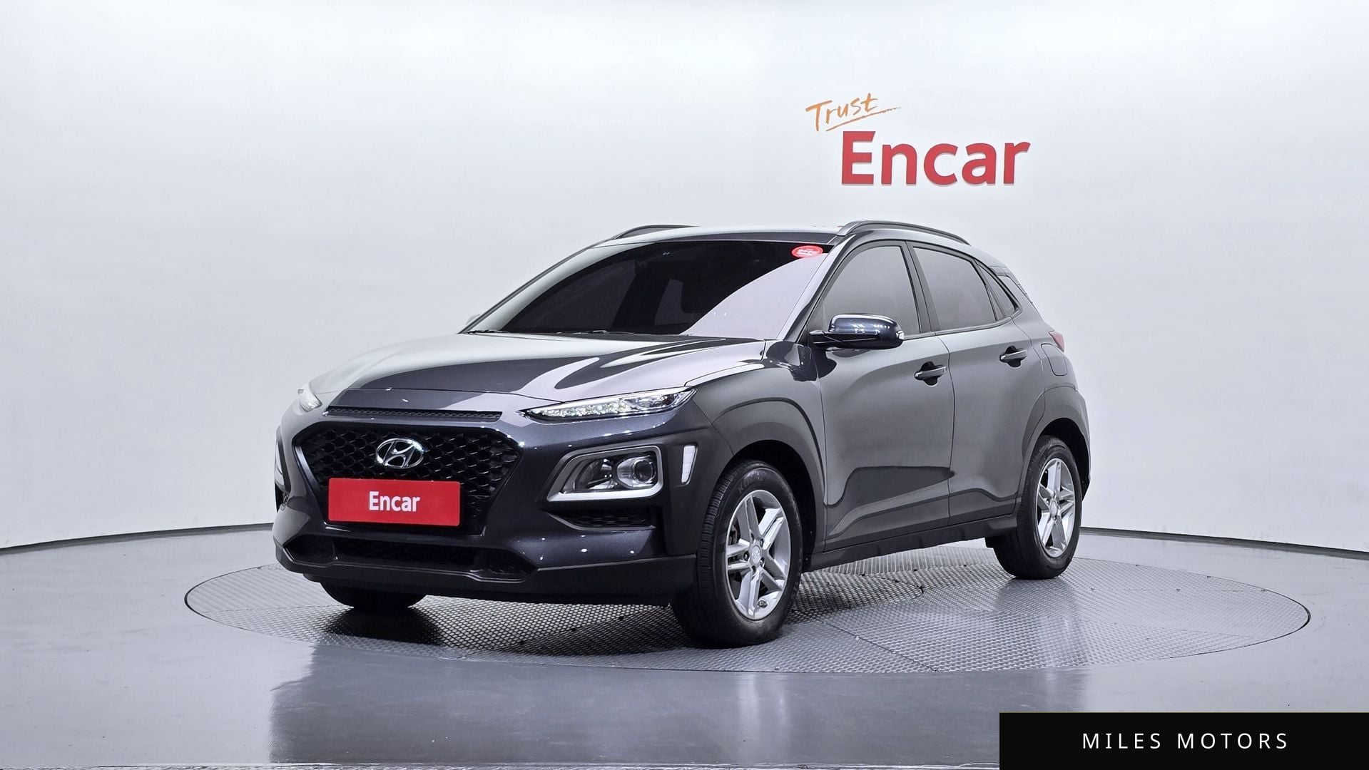 Hyundai Kona 2019 — фото 1 из 12