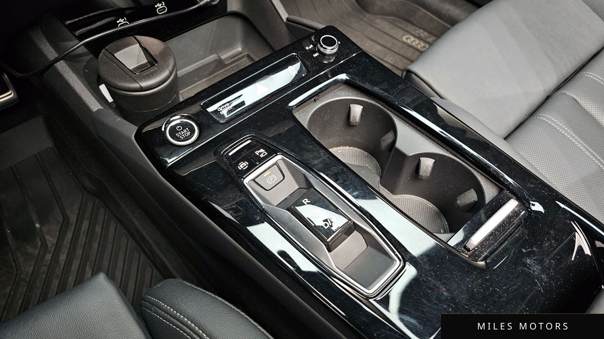 Audi Q6 e-트론 (GF) 2025 — миниатюра 9