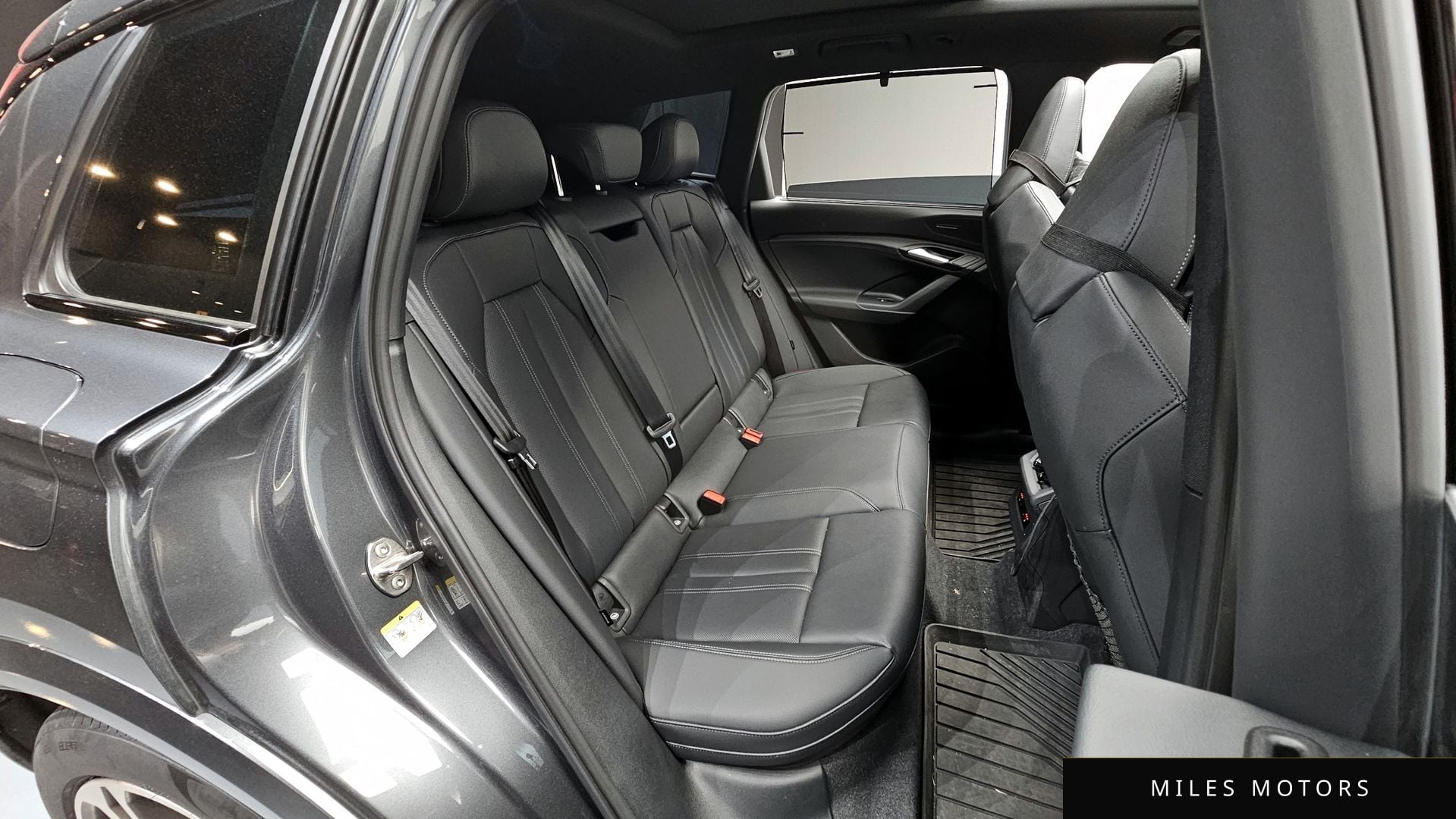 Audi Q6 e-트론 (GF) 2025 — миниатюра 11